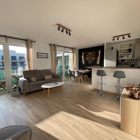Charmant Logement Avec Jacuzzi Mantes-la-Jolie Buitenkant foto